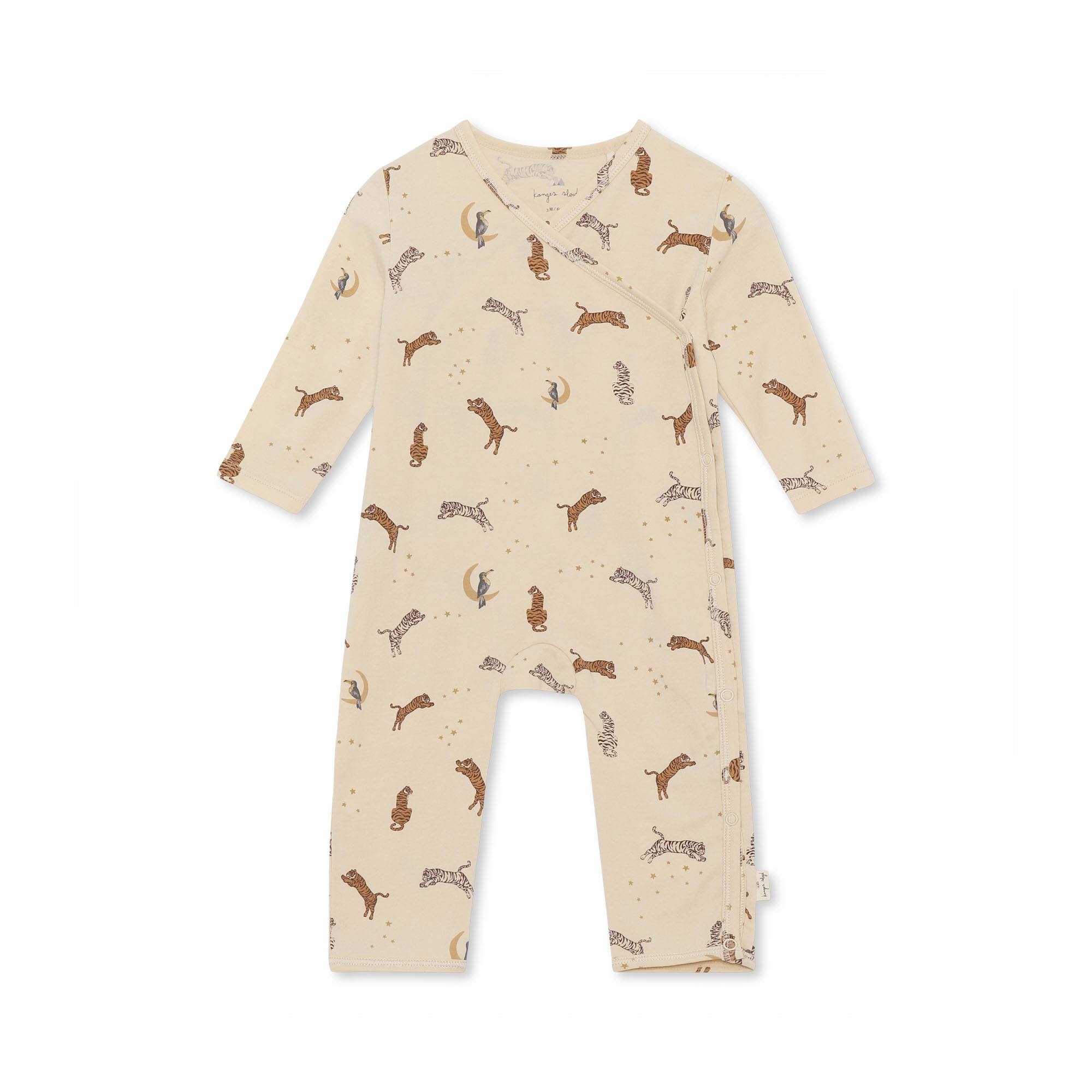 BASIC NEWBORN ONESIE GOTS