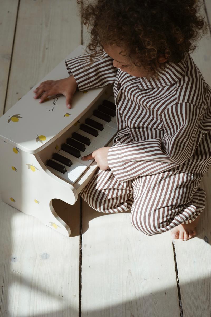 WOODEN PIANO